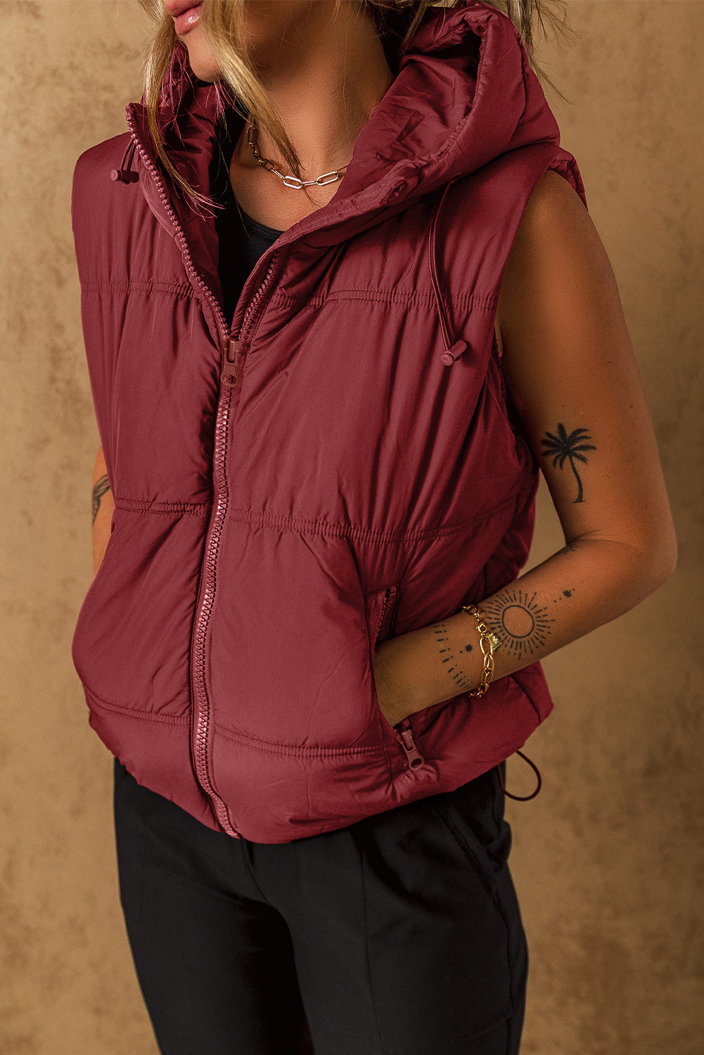 Clay Zip-up Hooded Puffer Vest